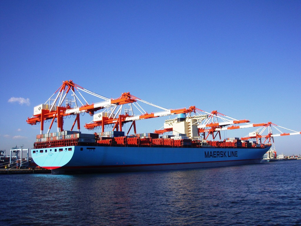 メガ・ガントリークレーン